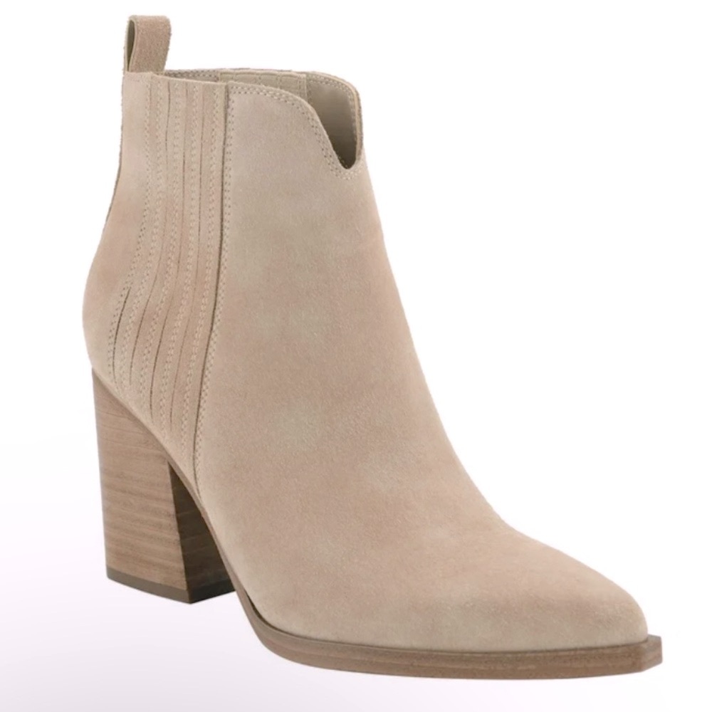 🌸MARC FISHER🌸 Maree Dress Suede Booties Size: 5.5